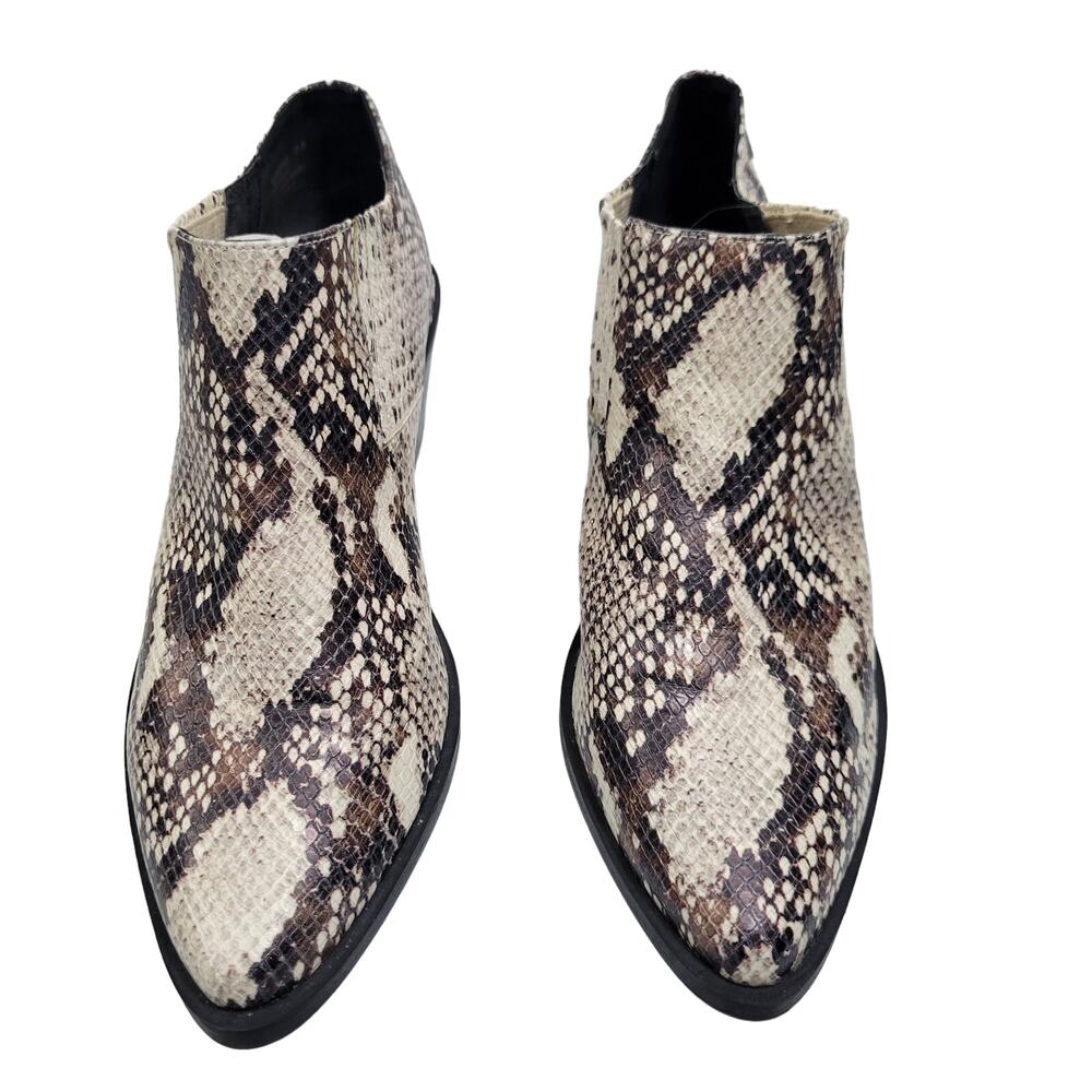 Steve Madden Women's Tan & Brown Snake Print Bootie Size 7.5M 81924-2695